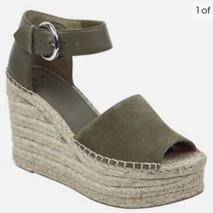 Marc Fisher LTD espadrille platforms 9.5